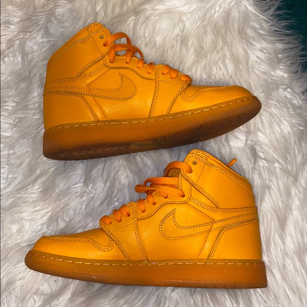 Nike Air Jordan 1 Gatorade (youth 6.5, women’s 8)